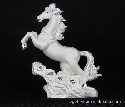 臻泰珠寶駿馬系列 馬到成功白銀工藝擺飾，匠心打造的藝術(shù)珍品